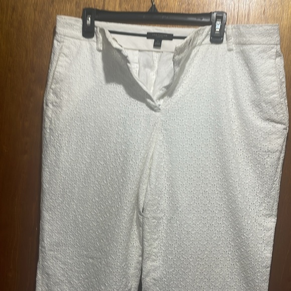 Ann Taylor Curvy Fit White Pants size 12 - Picture 4 of 6